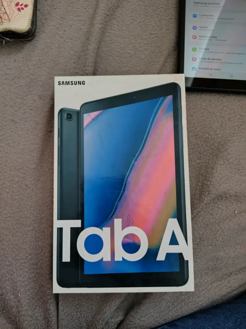 Tablet Samsung Galaxy con lápiz táctil - 2