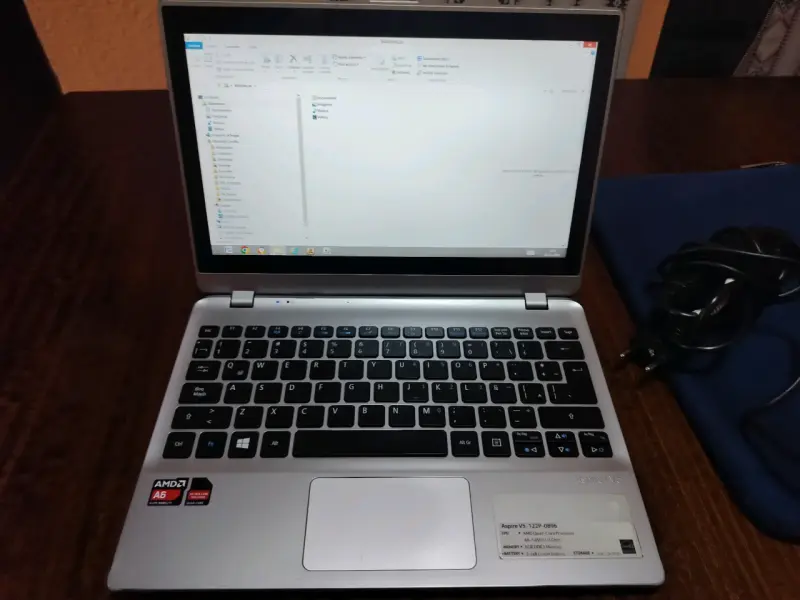 Laptop Acer Aspire V5-122P-0896 en buen estado - 4