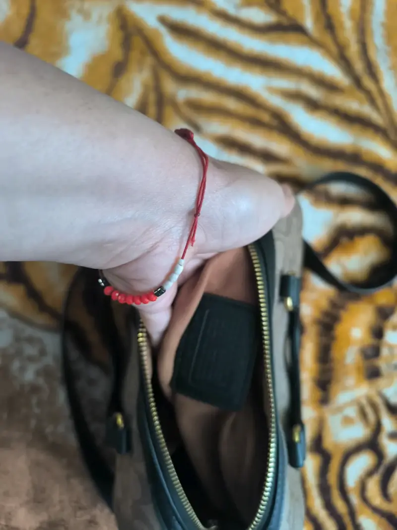 Bolso de mano Coach con diseño clásico - 3