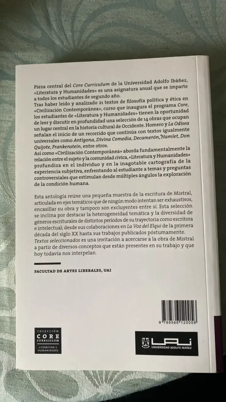 Libro 'Textos Seleccionados' de Gabriela Mistral - 2
