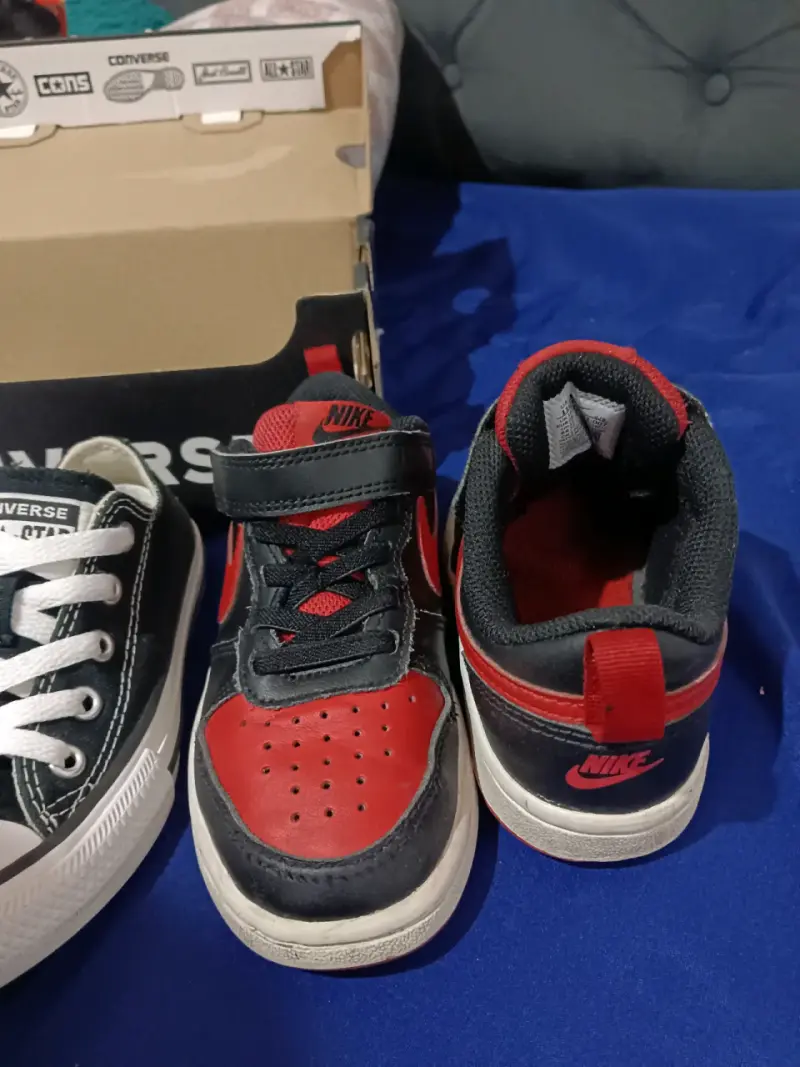 Zapatillas Nike negro y rojo - 3