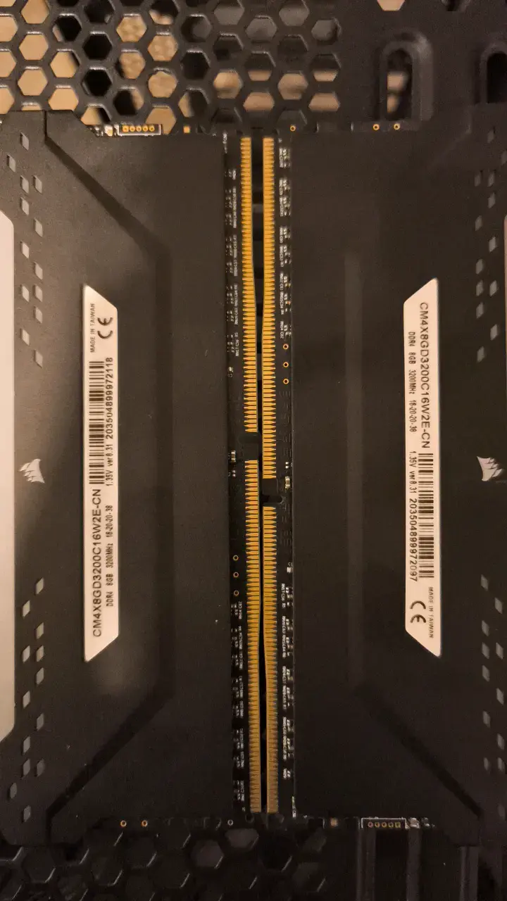 Memoria RAM Corsair Vengeance RGB Pro16GB 3200 Mhz - 3