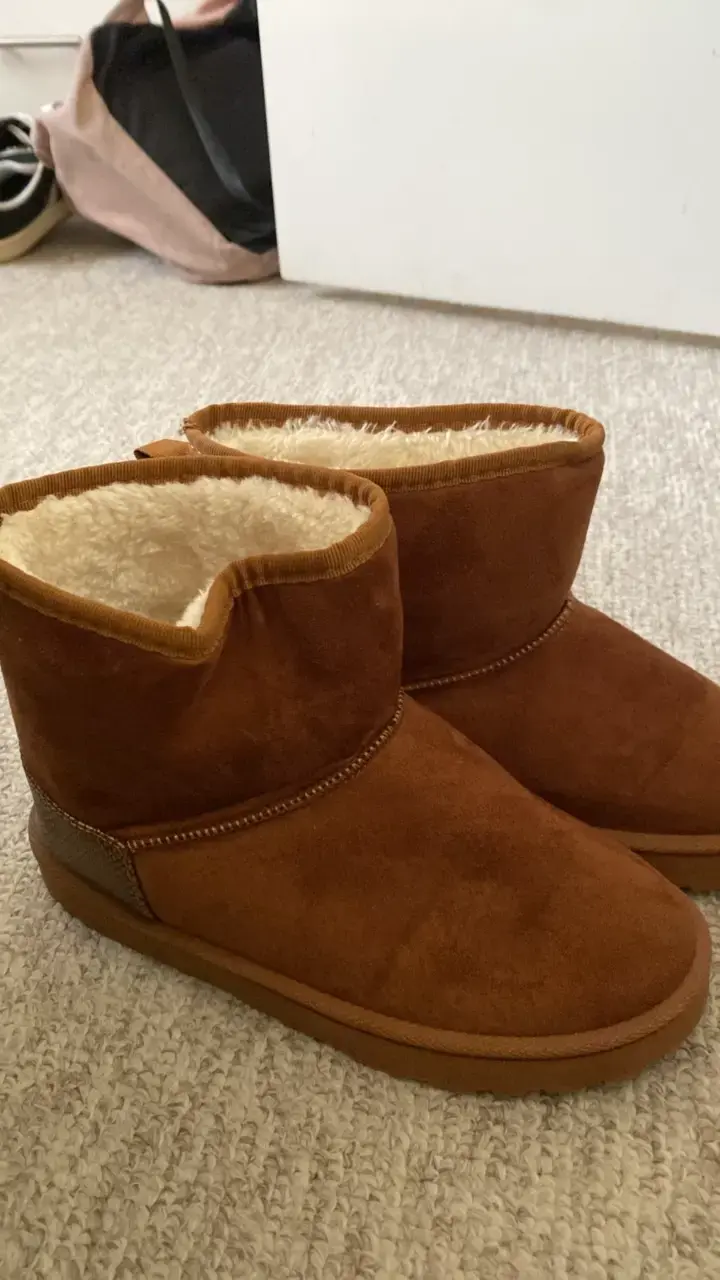 Botas de invierno marrón con forro polar Opposite