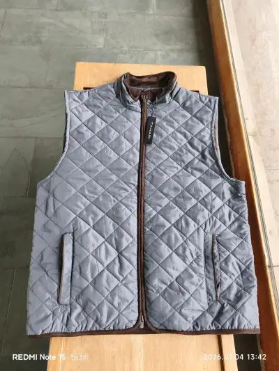 Chaleco acolchado gris Tahari para hombre - miniatura 1