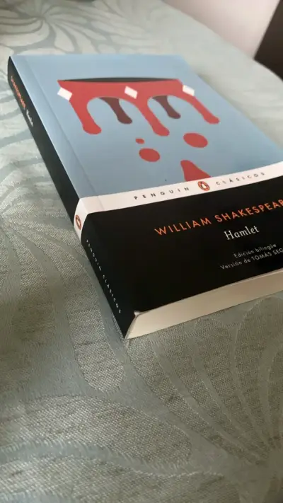 Libro Hamlet de William Shakespeare Edición Bilingüe - miniatura 3