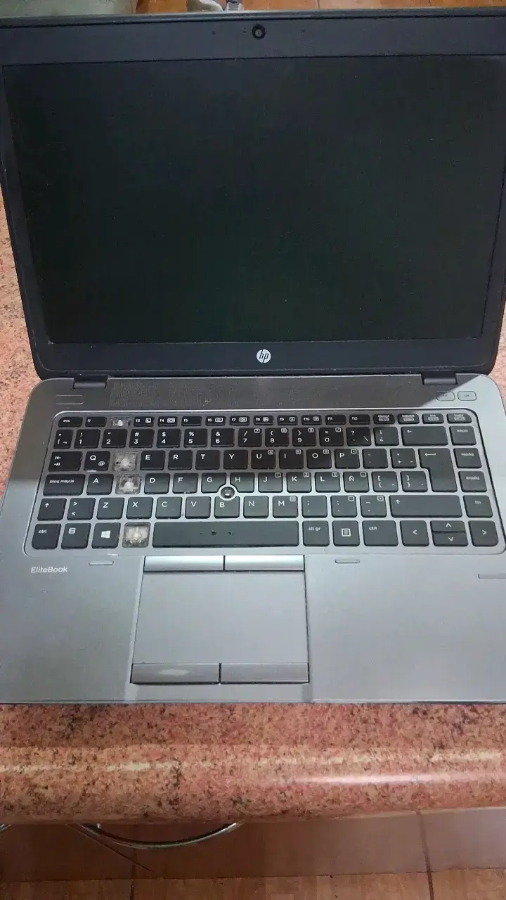 Laptop HP EliteBook usada en buen estado - 1
