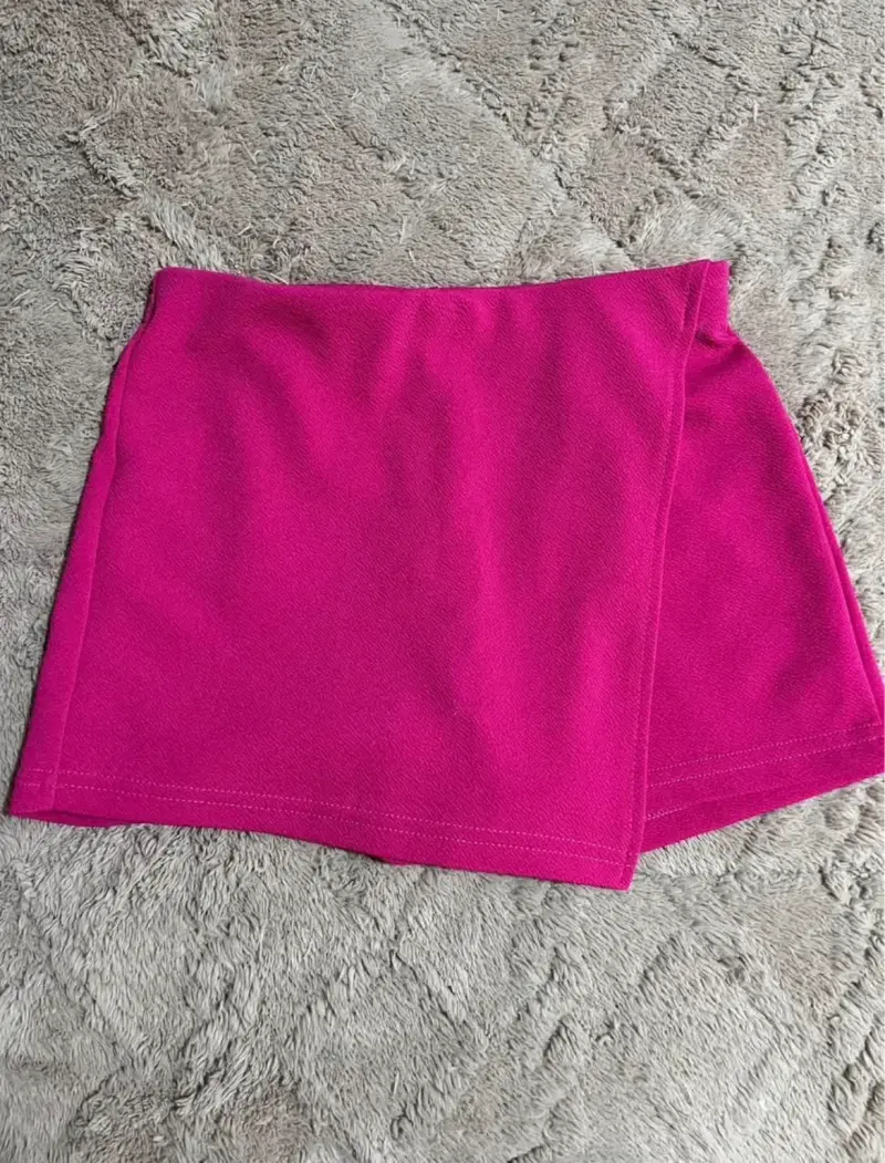 Falda short fucsia para mujer - 1