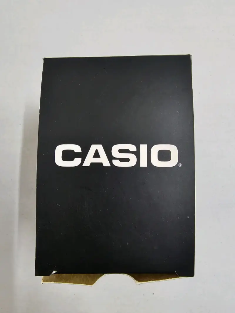 Reloj Casio dorado con correa de acero inoxidable - 6