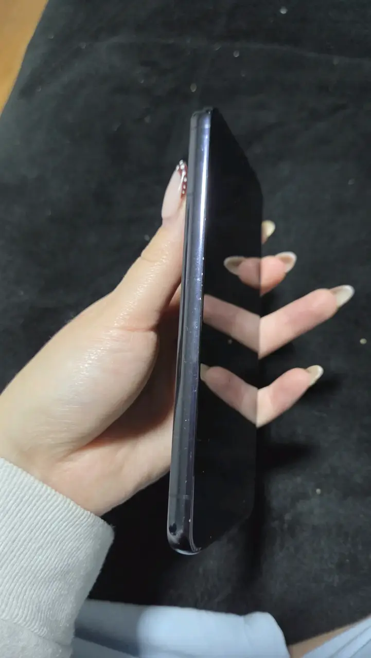 Samsung Galaxy S22 - 3