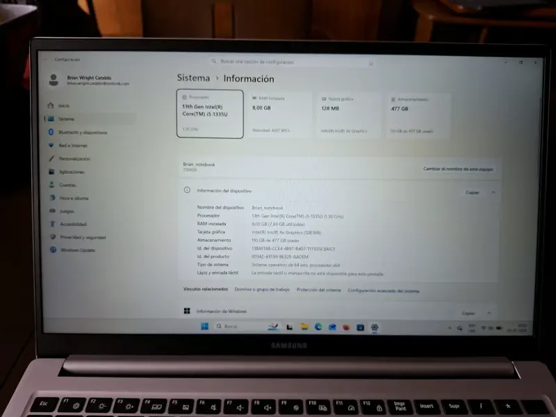 Samsung Galaxy Book4 / Intel Core i5 13ª Gen / 8G - 2