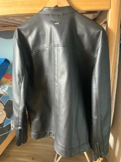 Chaqueta de cuero negra para hombre - miniatura 2