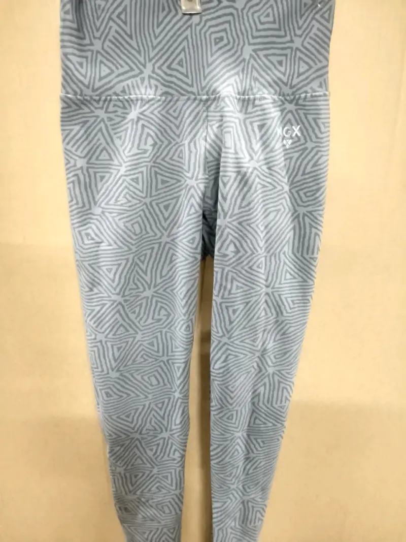 Leggings deportivos NGX con diseño geométrico