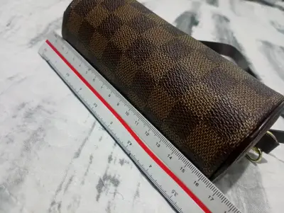 Bolso de mano estilo damero marrón - miniatura 3