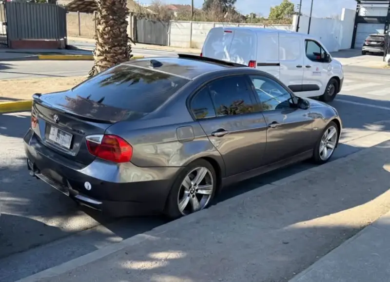 BMW Serie 3 320D Sedán Gris M47 - 4