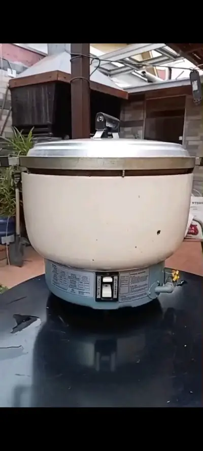 Olla arrocera a gas 8 kilo - miniatura 1