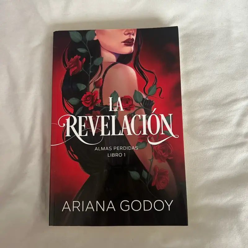 Libro 'La Revelación' de Ariana Godoy
