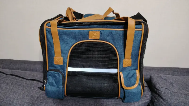 Bolso transportador para mascotas azul y marrón - 1