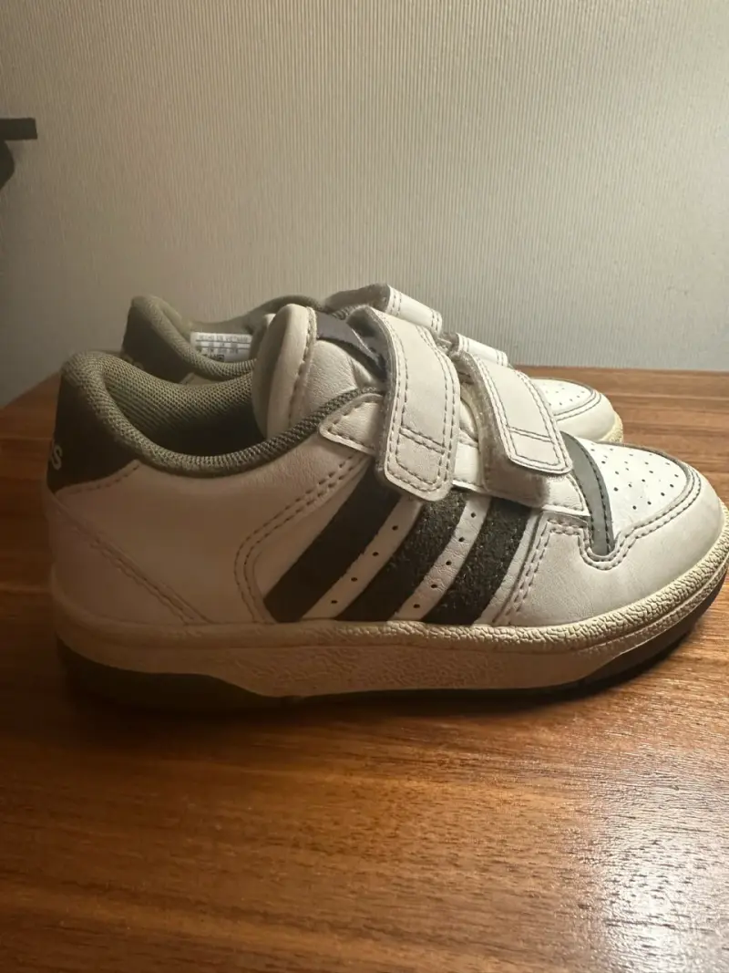 Zapatillas deportivas blancas para niños Adidas - 3