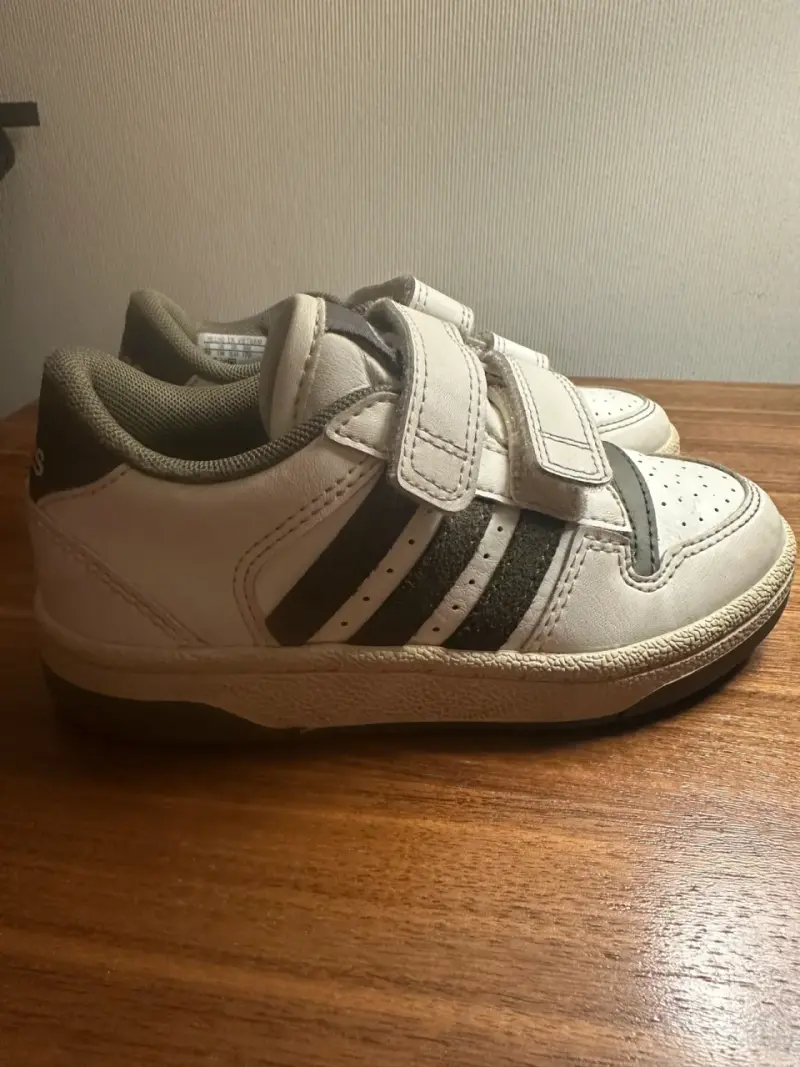 Zapatillas deportivas blancas para niños Adidas - 4