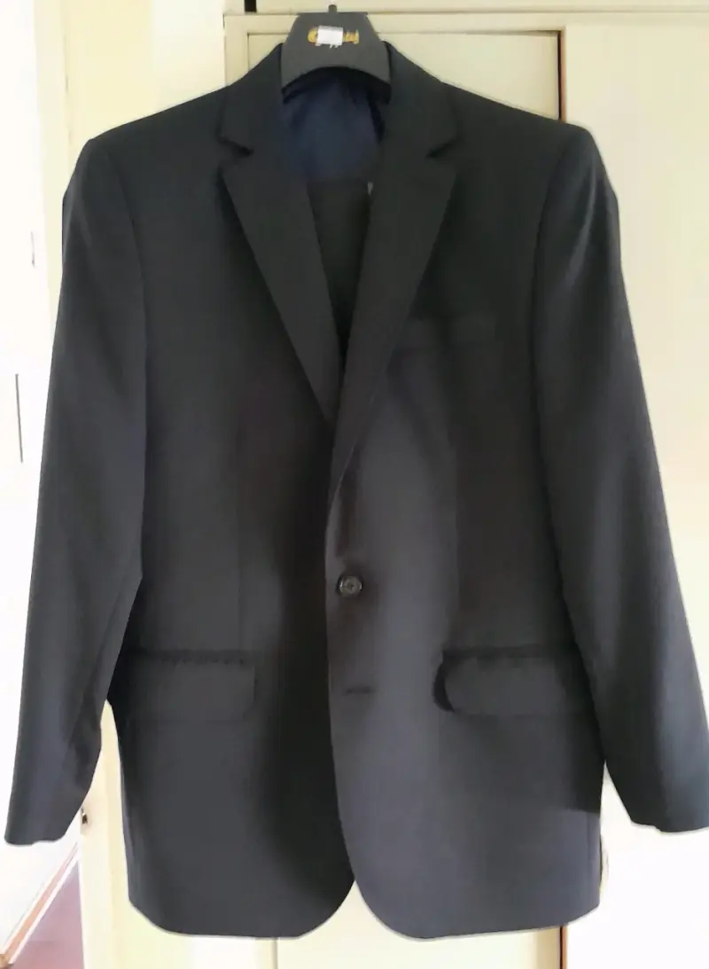 Elegante blazer negro para hombre