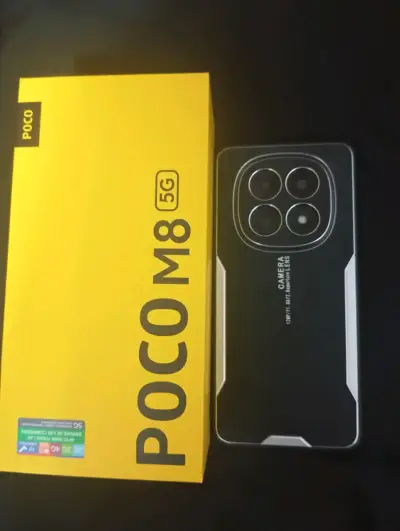 Celular POCO M8 5G con cámara avanzada - miniatura 1