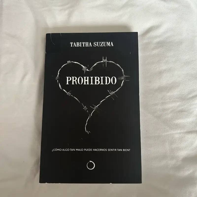 Libro 'Prohibido' de Tabitha Suzuma (No original)