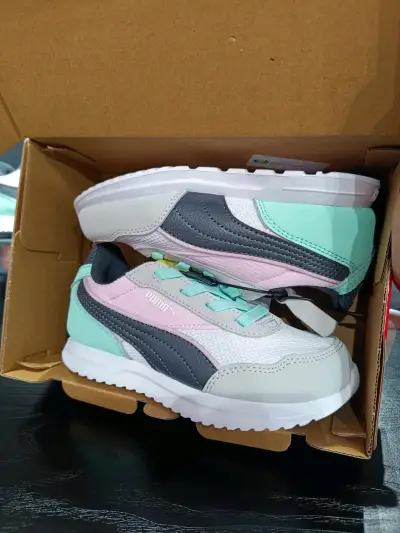 Zapatillas deportivas Puma multicolor para niña - miniatura 1