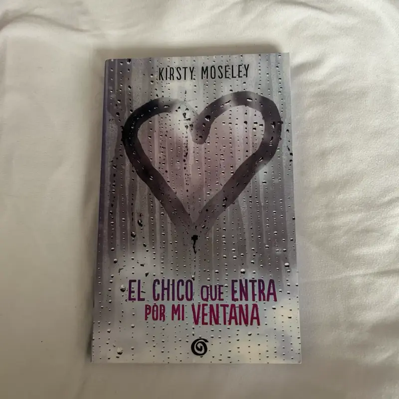'El chico que entra por mi ventana' de Moseley