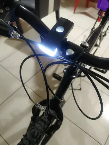 Luz delantera y trasera para bicicleta con USB - miniatura 5