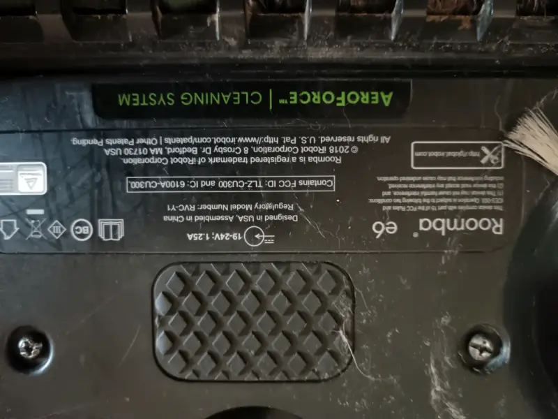Aspiradora iRobot Roomba e6 con Base de Carga - 2