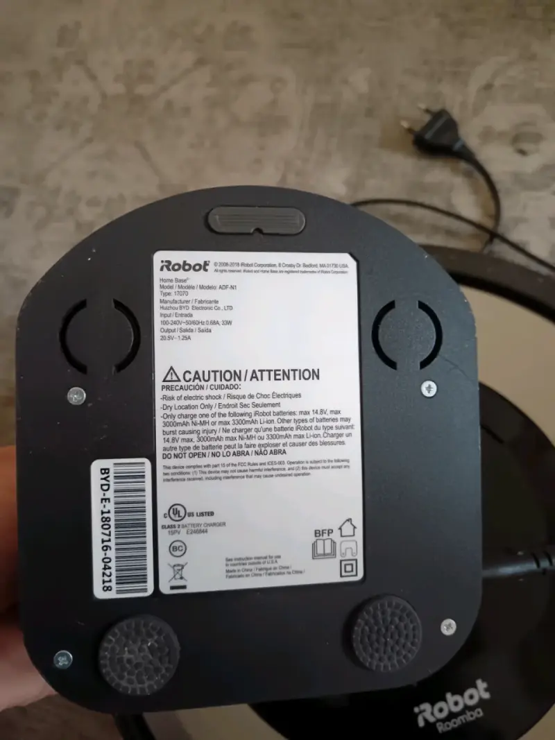 Aspiradora iRobot Roomba e6 con Base de Carga - 4