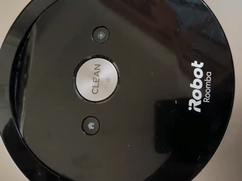 Aspiradora iRobot Roomba e6 con Base de Carga - 5