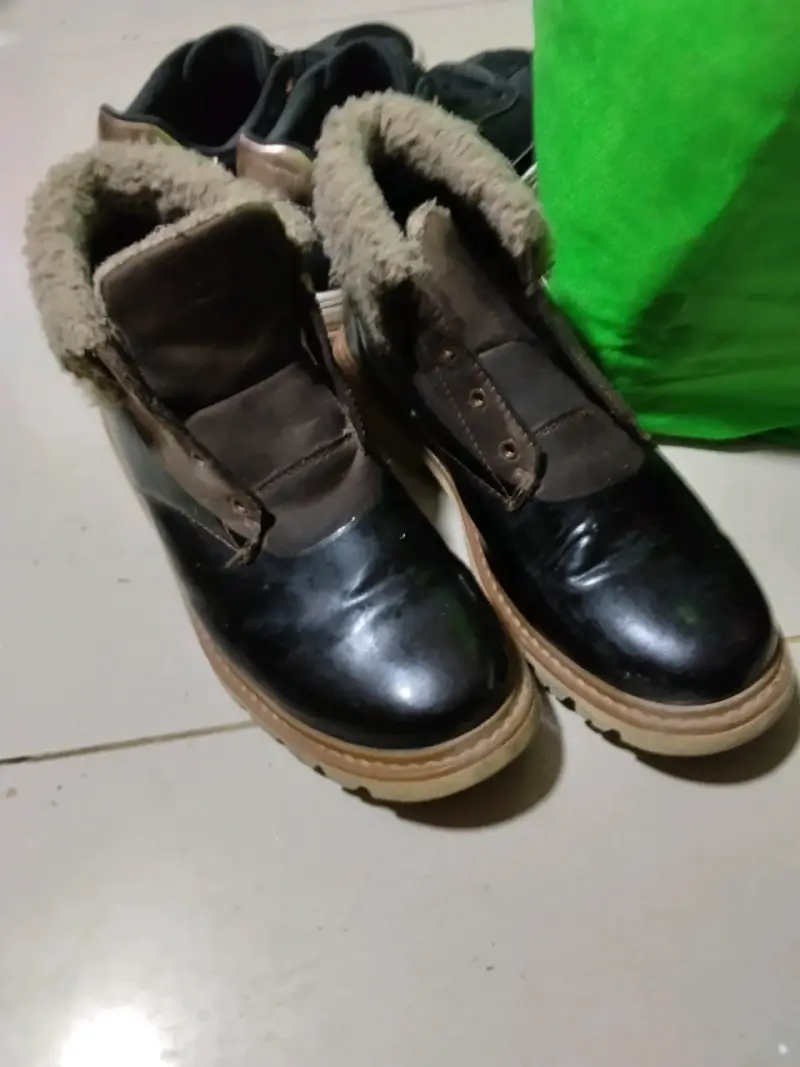 Botas CAT de cuero con forro térmico - 2