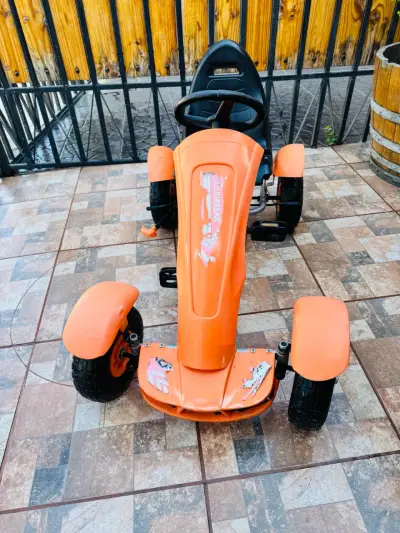 Kart a pedales para niños color naranja - miniatura 3