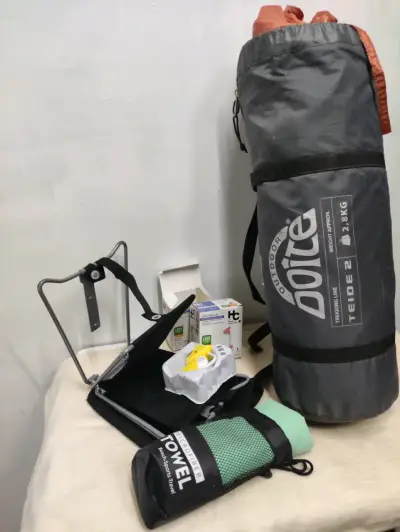 Set de camping Doite con carpa y accesorios - miniatura 1