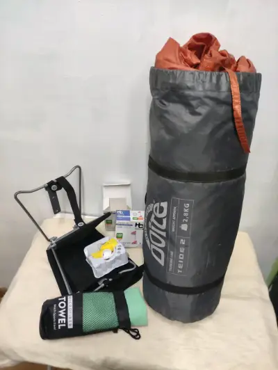 Set de camping Doite con carpa y accesorios - miniatura 2