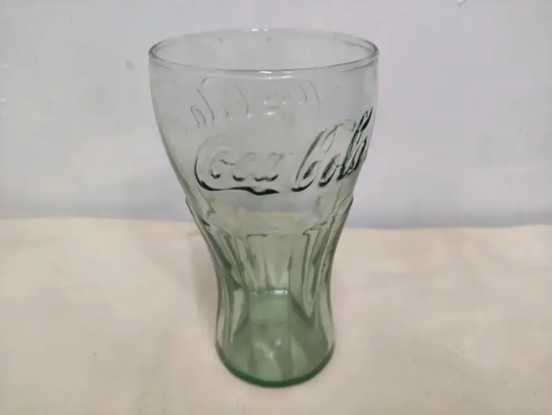 Vaso de vidrio Coca-Cola clásico - 2