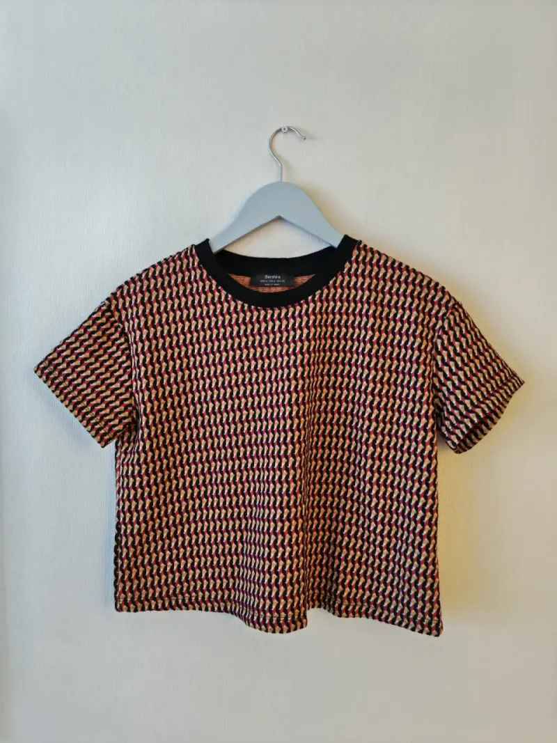 Polera estampada multicolor para mujer - 1