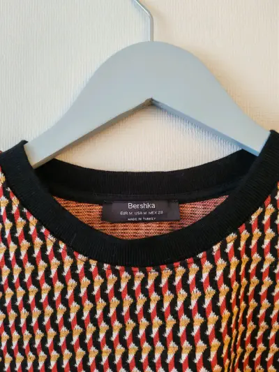 Polera estampada multicolor para mujer - miniatura 2
