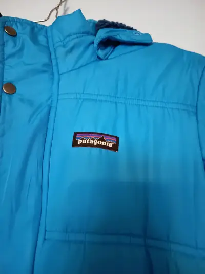 Chaqueta de invierno azul para niños Patagonia - miniatura 2