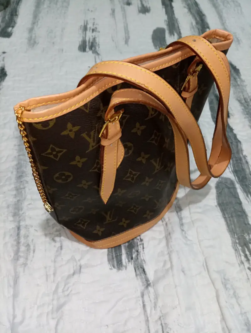 Bolso de mano estilo Louis Vuitton monograma - 2