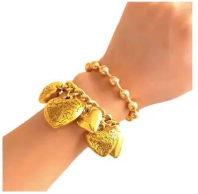 Set de pulseras doradas con corazones+aros - miniatura 2