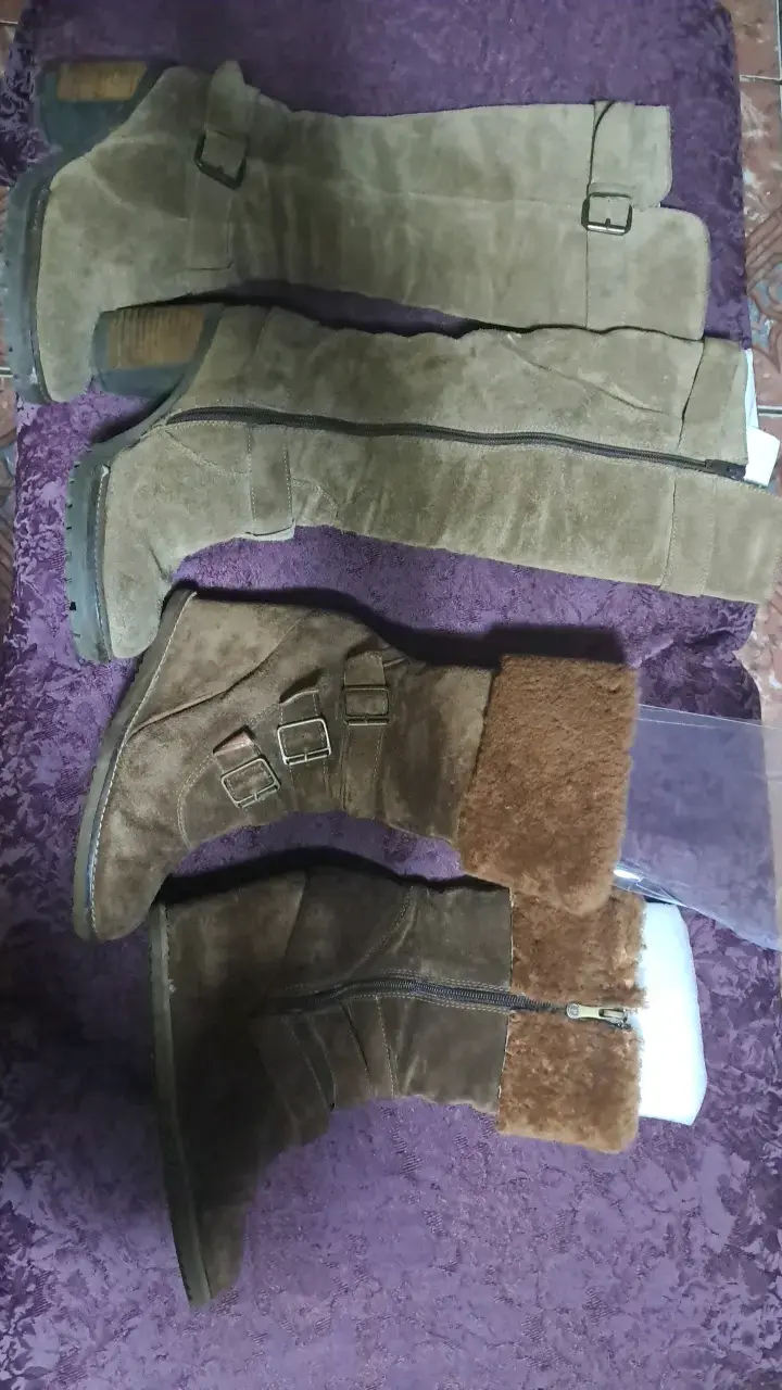 Botas altas de gamuza marrón con hebillas