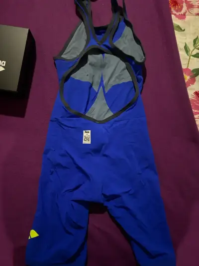 Traje de baño de competencia ARENA azul ORIGINAL - miniatura 3