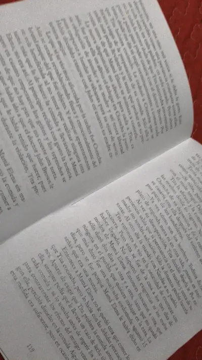 Libro 'Como Agua Para Chocolate' de Laura Esquivel - miniatura 3