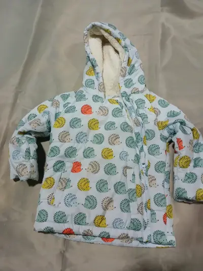 Chaqueta infantil con capucha estampado erizos - miniatura 1