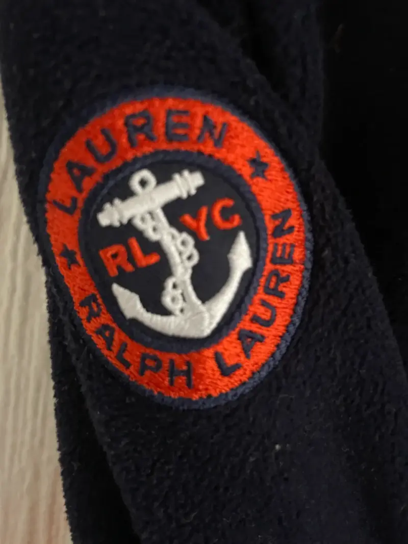 Chaqueta polar con diseño tricolor - 4