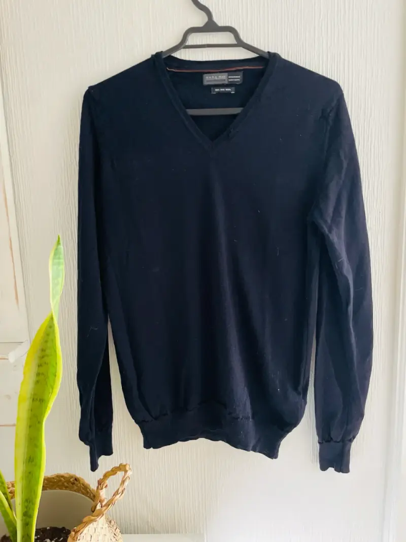Suéter negro de lana para hombre - 1