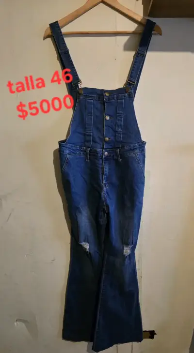 Overol de mezclilla talla 46 con tirantes ajustables - miniatura 1