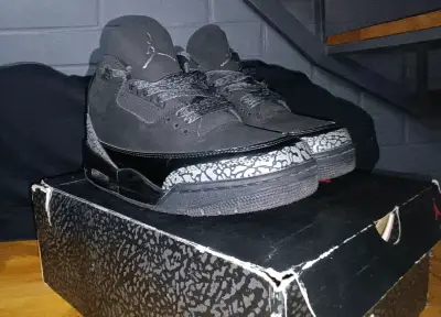 Zapatillas deportivas negras Air Jordan retro - miniatura 1